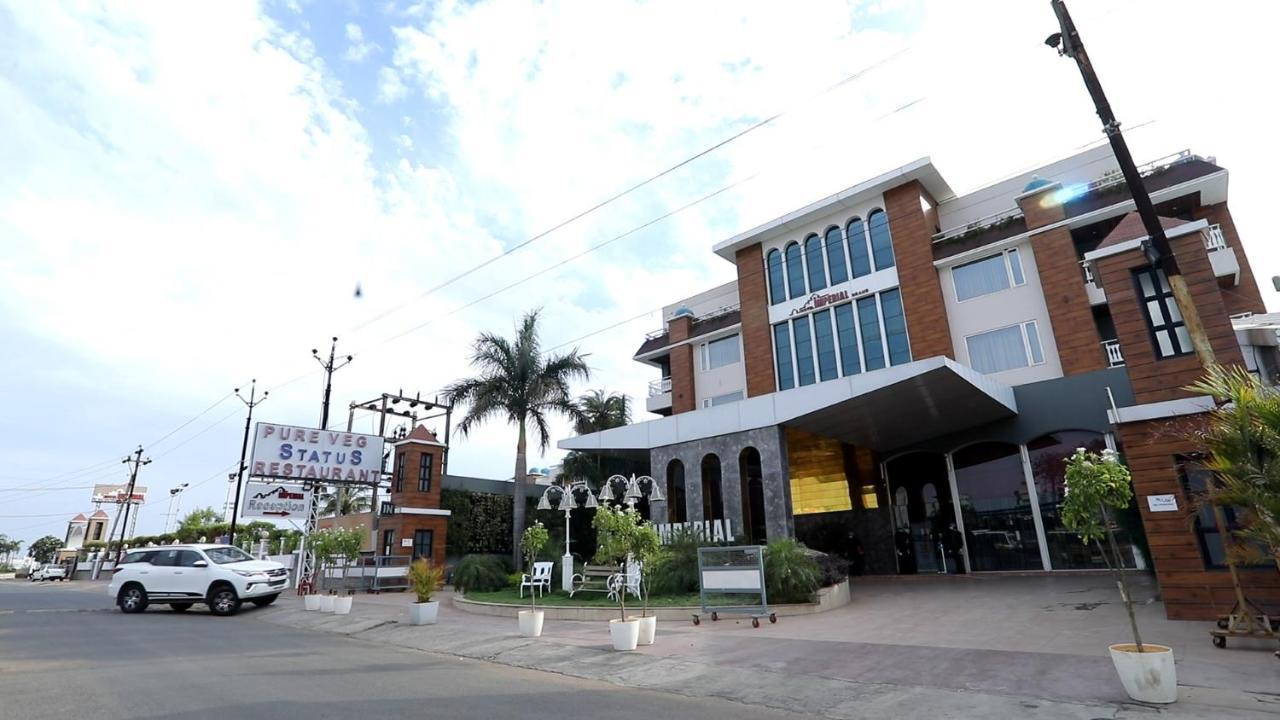 The Imperial Grand Hotel Ujjain Exterior foto